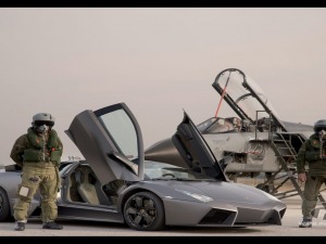 Lamborghini Reventon with army men